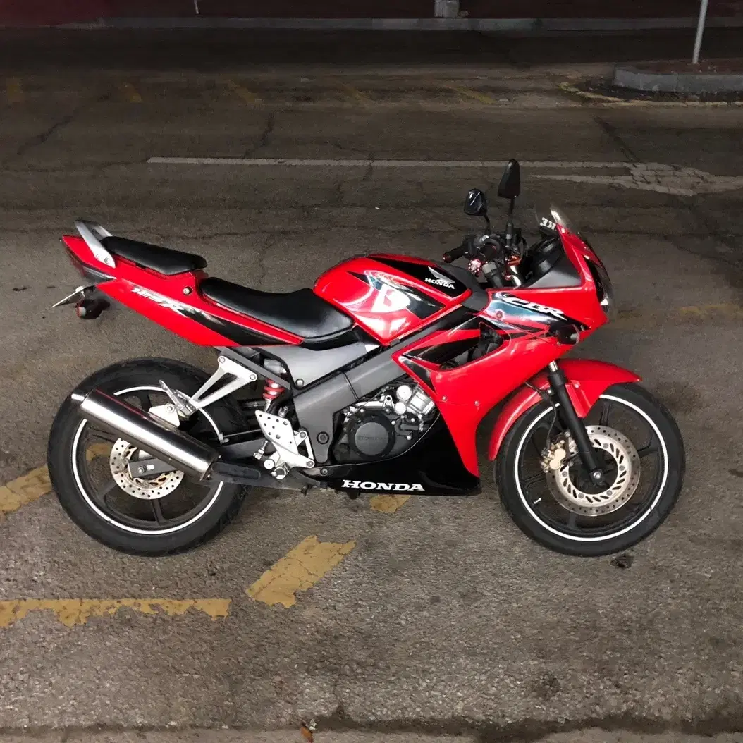 혼다 CBR125R 2008년식 상태양호