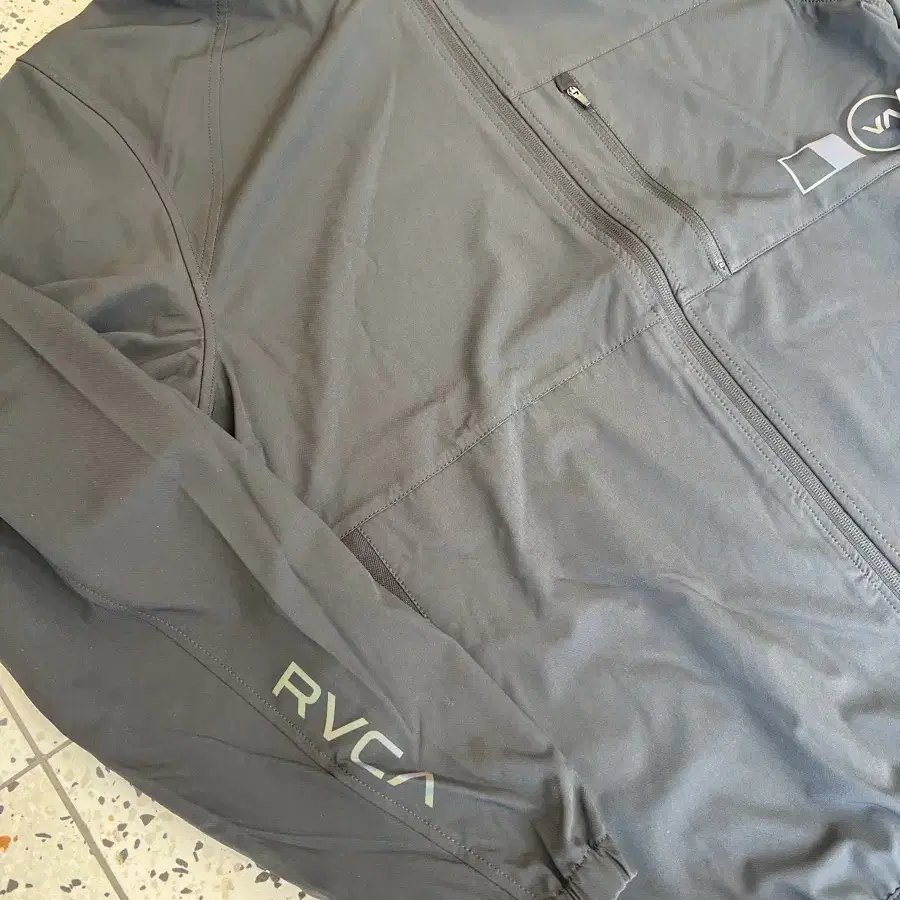 rvca 자켓 rvca yogger jacket 새상품 xl 주짓수 런닝