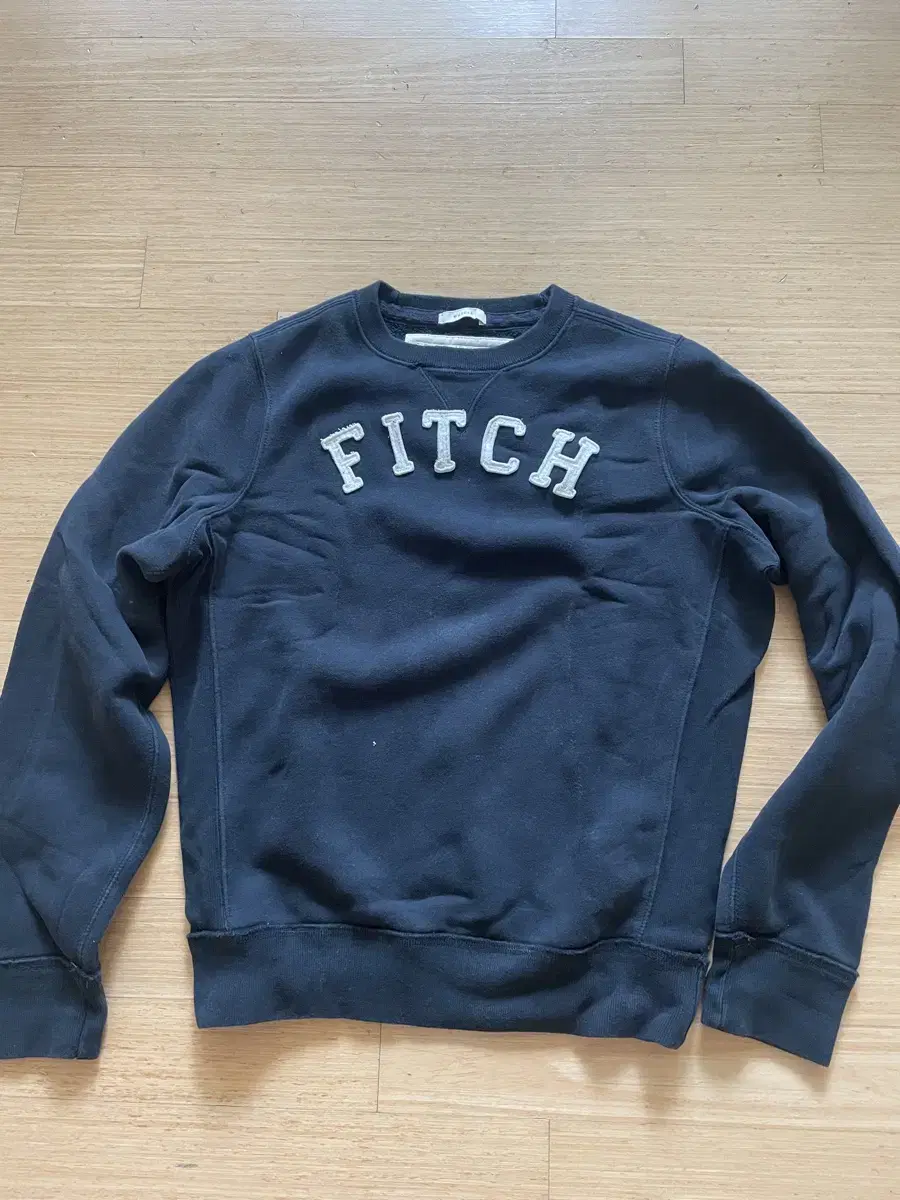 (Genuine) Abercrombie Sweatshirt Black L