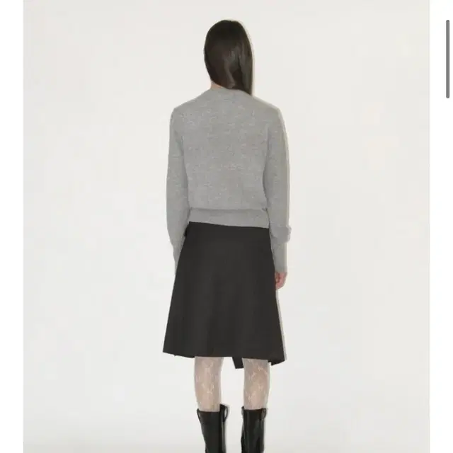 새상품 썬번프로젝트 미디 스커트 Asymmetric Midi Skirt