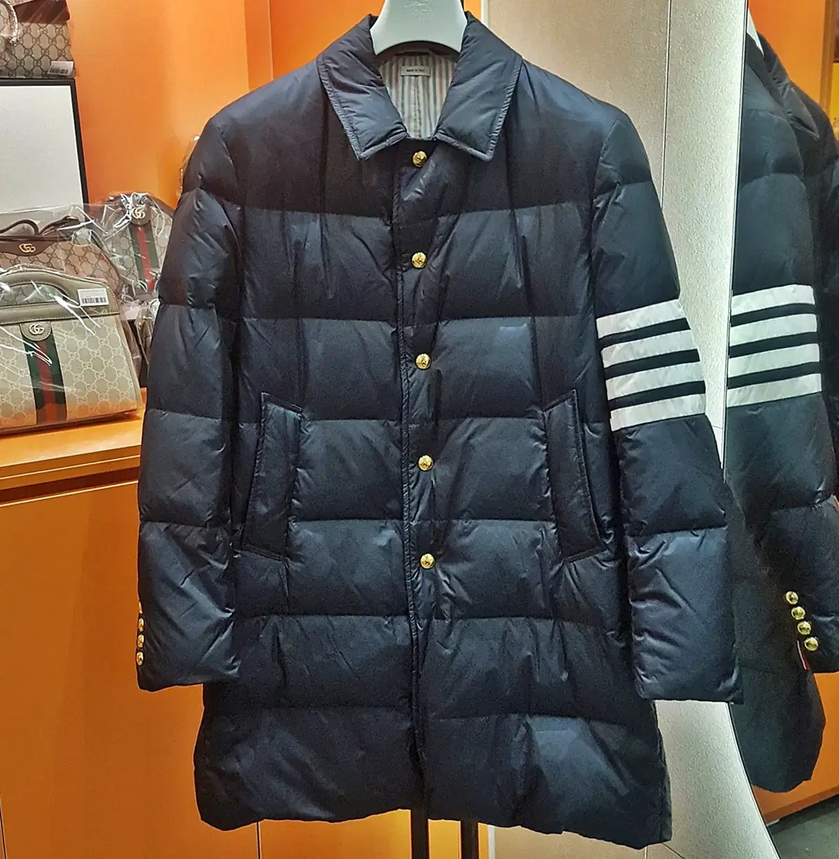 [S급]Thom Browne Sasanquan Armband Keum Padded Coat Navy4