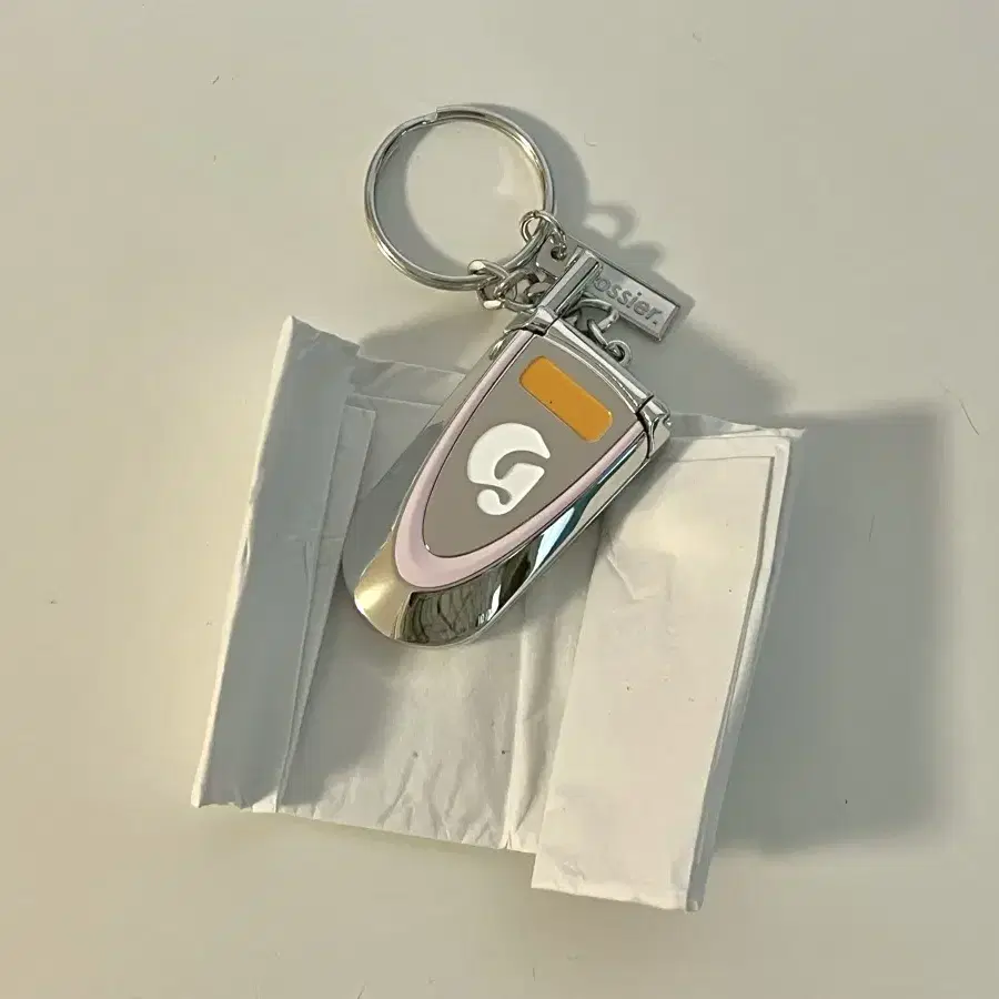 LA 글로시에 키링 키체인 GLOSSIER KEYCHAIN