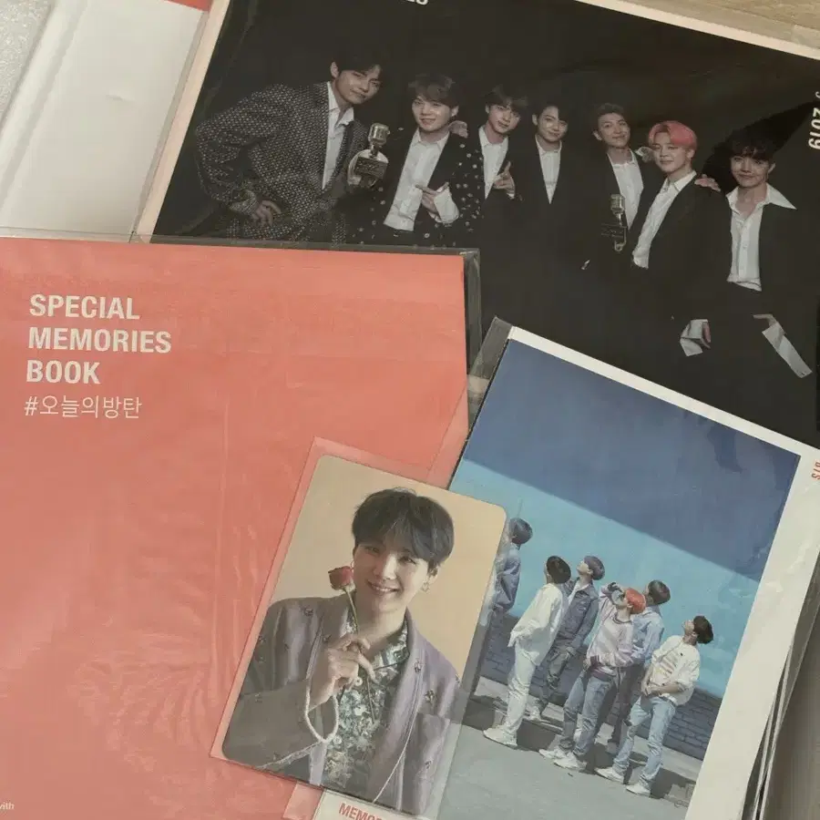 방탄 2019 메모리즈 DVD 특전 포함 풀셋 윤기 포카