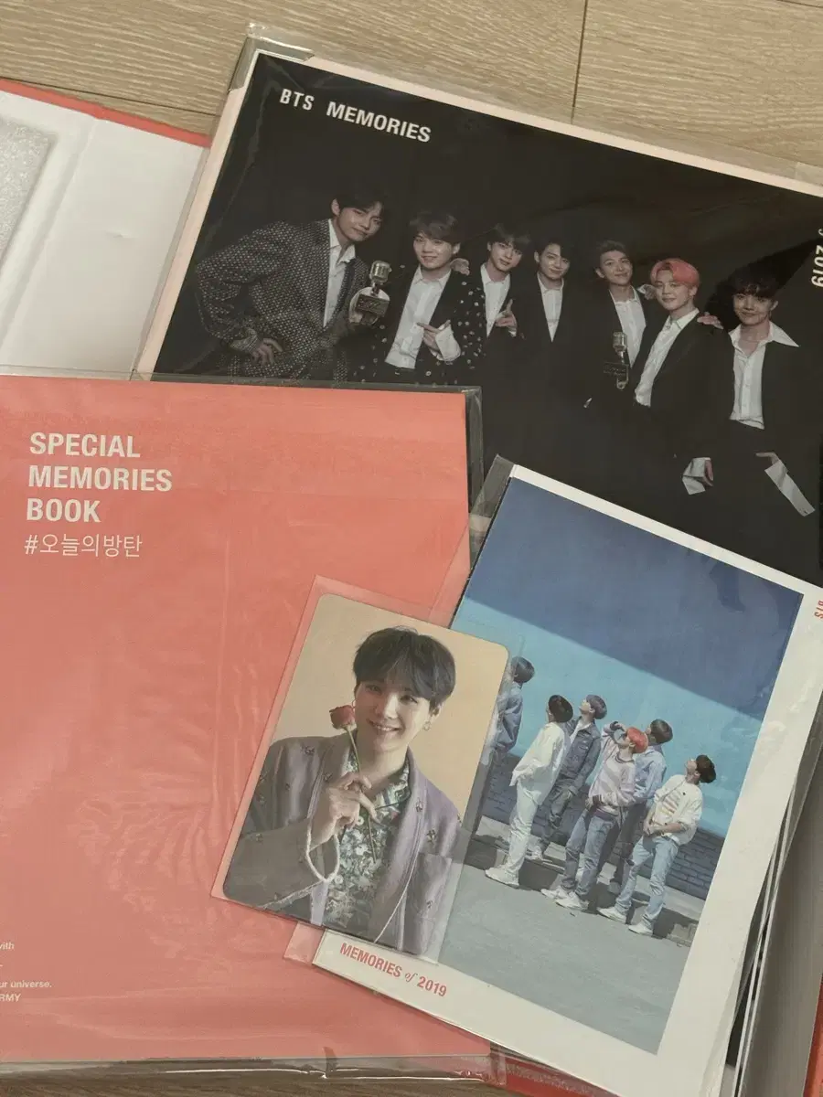 Bangtan 2019 Memories DVD pre-order benefit with full set yoon photocard