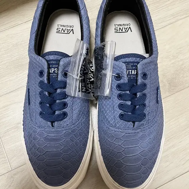 VANSxWTAPS 반스볼트x더블탭스 에라 아나콘다 블루 US9 270