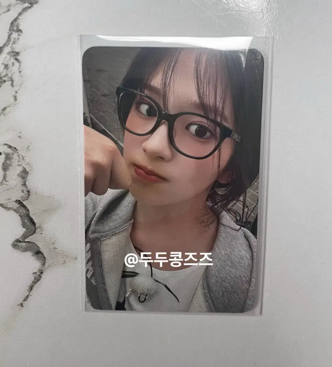 ive ahn yujin cinema pop up $70 pre-order benefit photocard