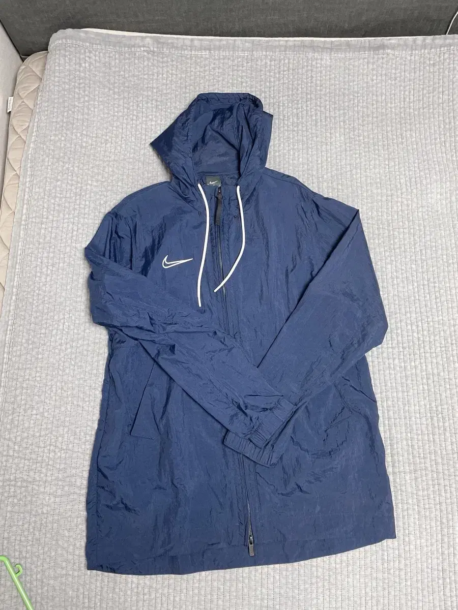 Nike Training Rain Jacket Sells