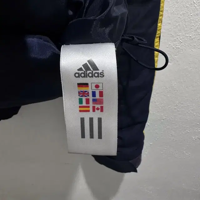 adidas 배색 패딩