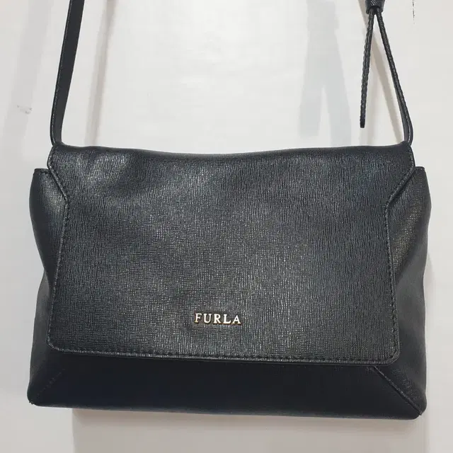 FURLA 훌라 크로스백 여성가방