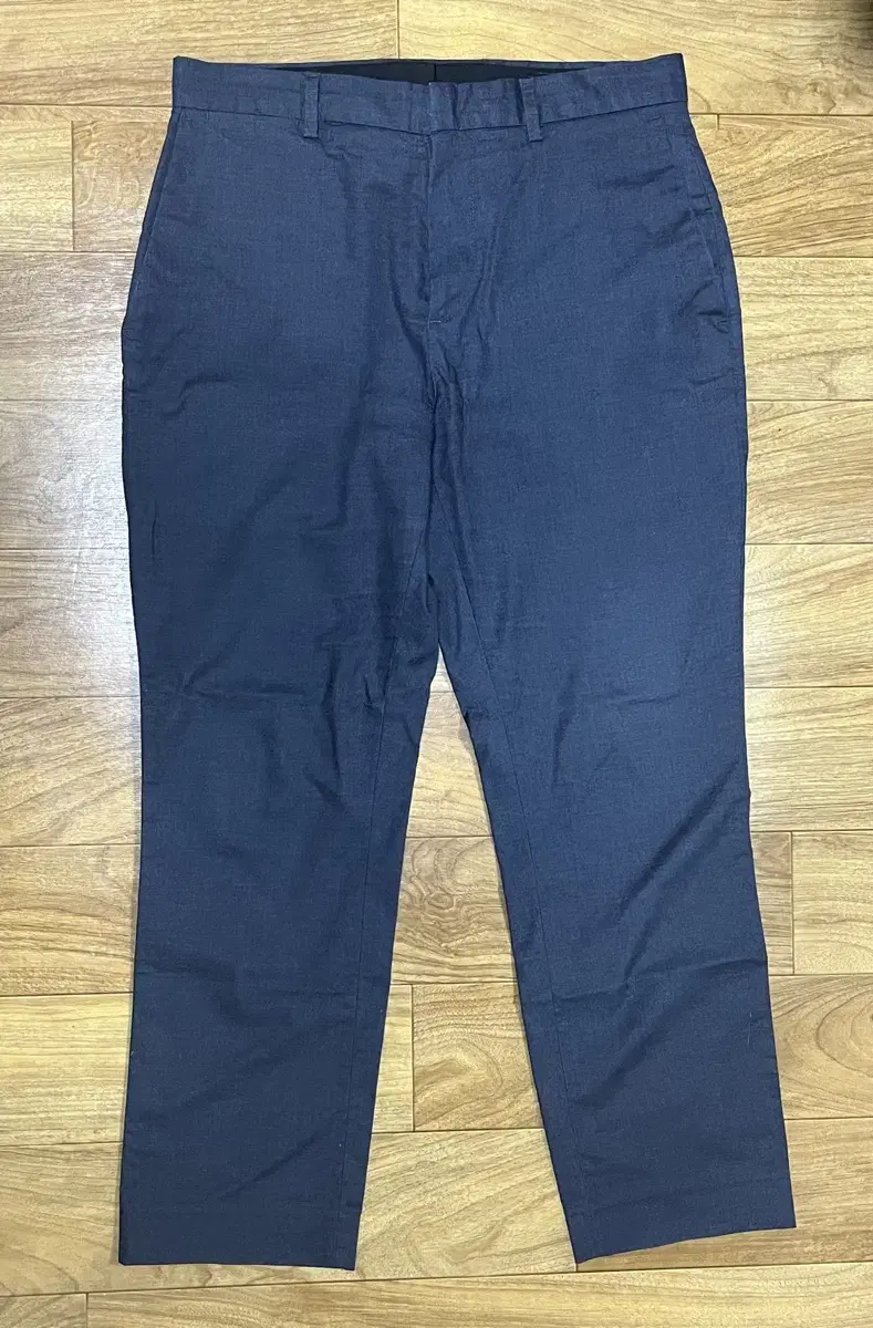 Banana Republic Men's Cotton Slacks