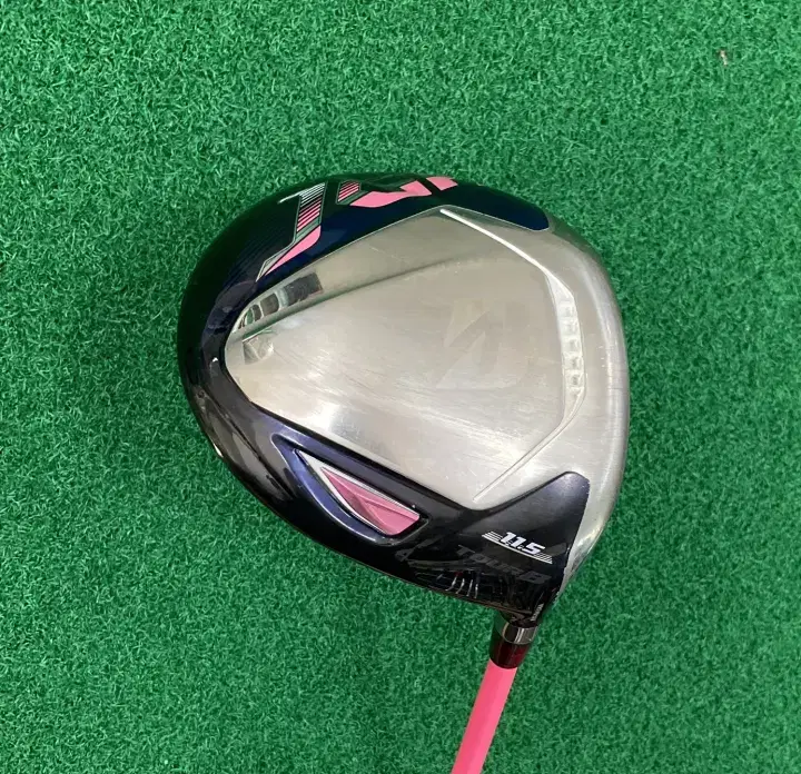 Bridgestone JGR Tour B Driver Women's 115° Auto Power Patriot