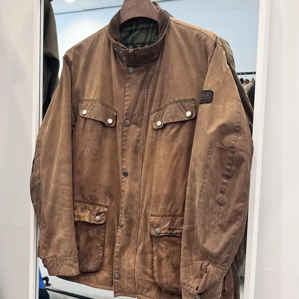 Barbour 바버 인터네셔널 듀크 왁스 자켓