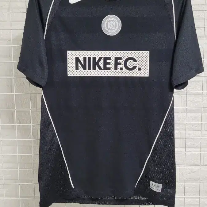 [S]NIKE 나이키FC 풋살풋볼 드라이핏매쉬소재 블록코어유니폼반팔 S