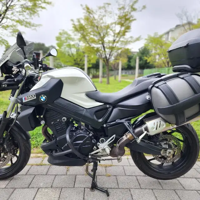 bmw f800r 11년형 삼박스튜닝 판매합니다