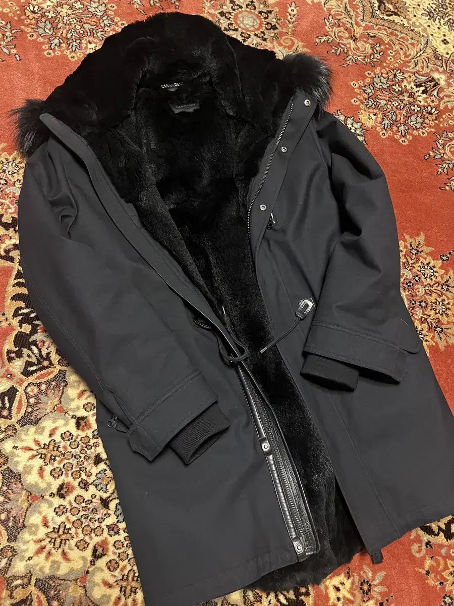 [XL] McCage Edward Full black fur