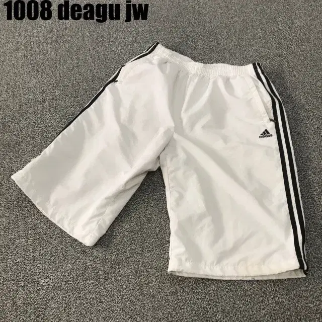 105 ADIDAS PANTS 아디다스 반바지