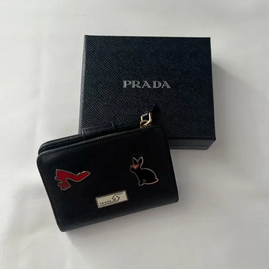 PRADA 프라다 사피아노 반지갑