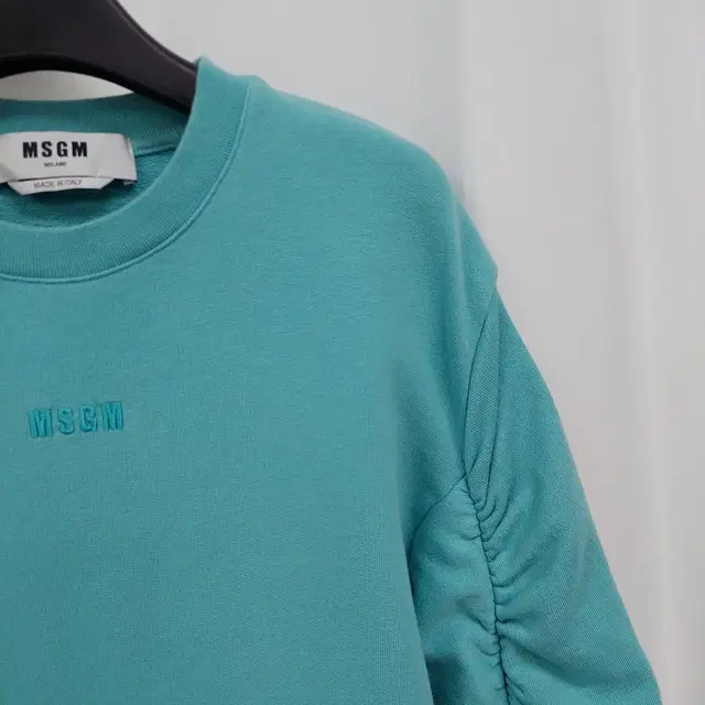 MSGM 셔링 맨투맨