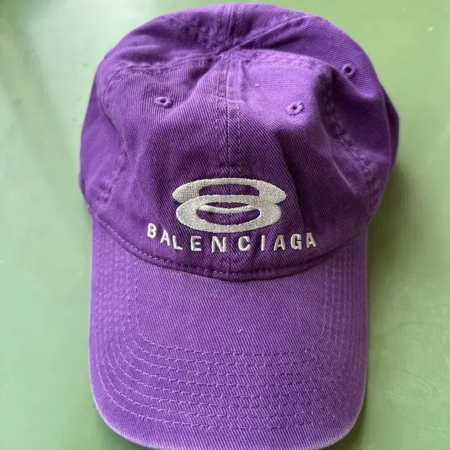 Balenciaga Unity Snowboard Cap purple