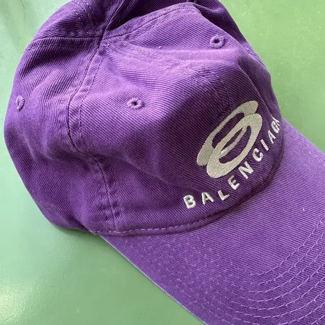 Balenciaga Unity Snowboard Cap purple