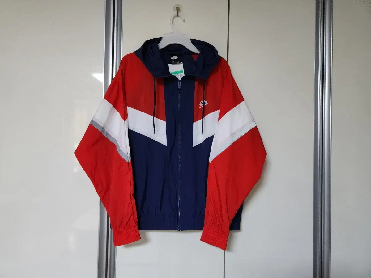 Nike Heritage Jumper/Size 105