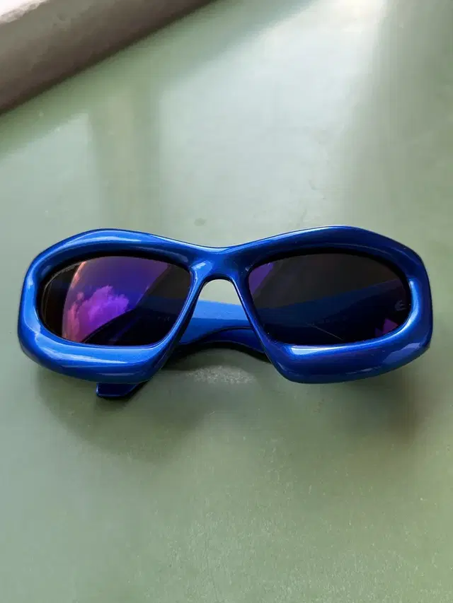 Off-White sunglasses Blue