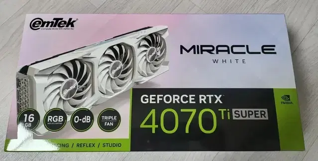 이엠텍 RTX4070Ti Super 미라클