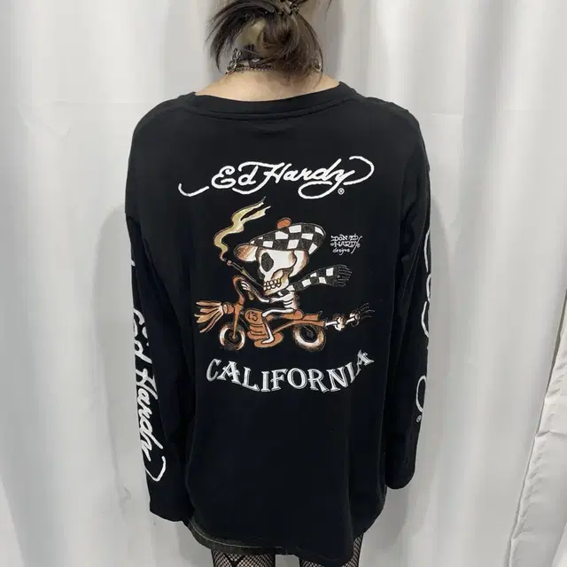 ED HARDY 프린팅 롱슬리브