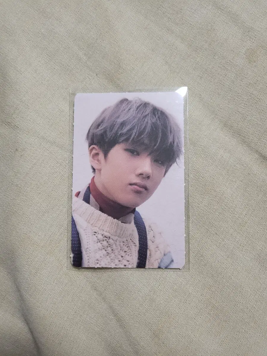 nct2018season's greetings jisung nct dream nctphotocard nctjisungphotocard sharing