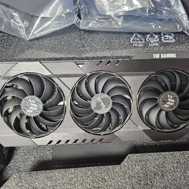 asus rx6800 16g 풀박스 팝니다