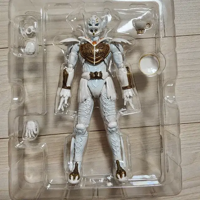 shf 가면라이더 덴오 이마진 팝니다.