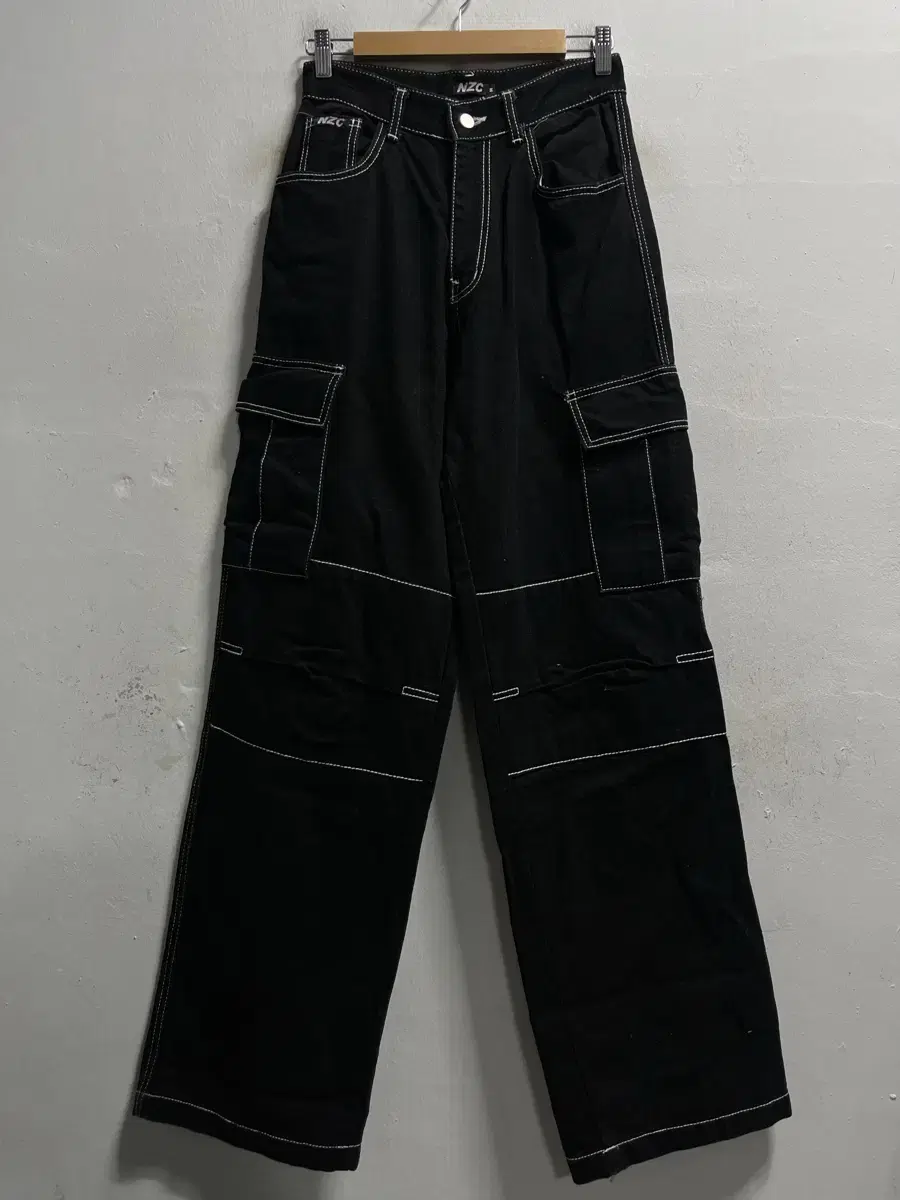 26 NZC Stitchline Cargo Denim Wide Leg Pants Genuine