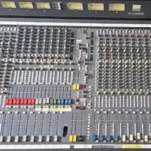 soundcraft SERIES FOUR 32CH 믹서