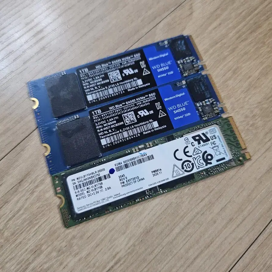 삼성,wd nvme ssd 1테라  3개 판매합니다