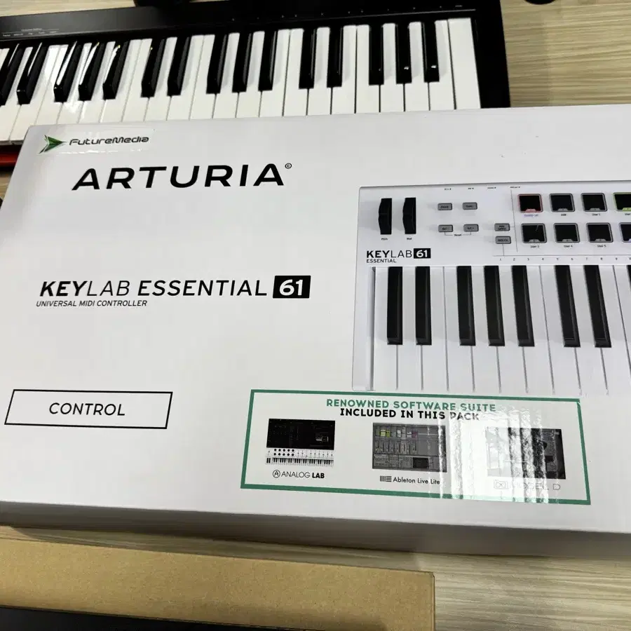 Arturia keylab essential61 mk2