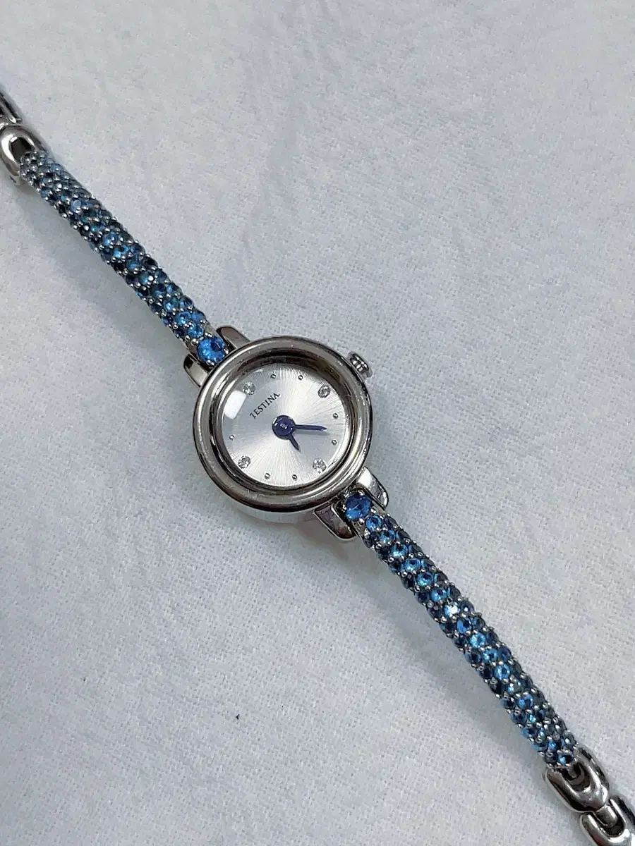 JayEstina Watch