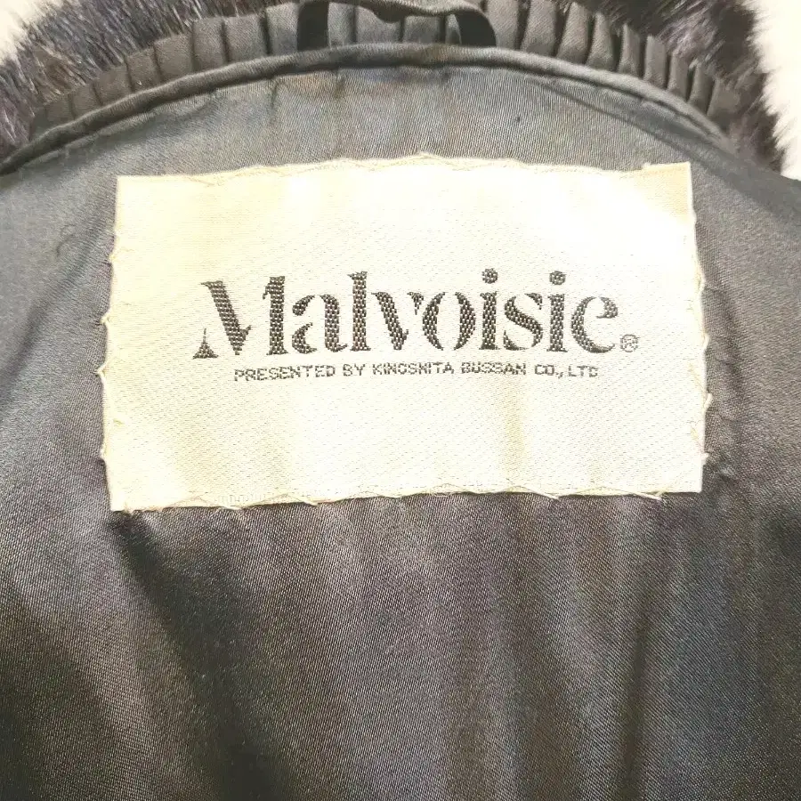 MALVOISIE 블랙 숏 밍크코트