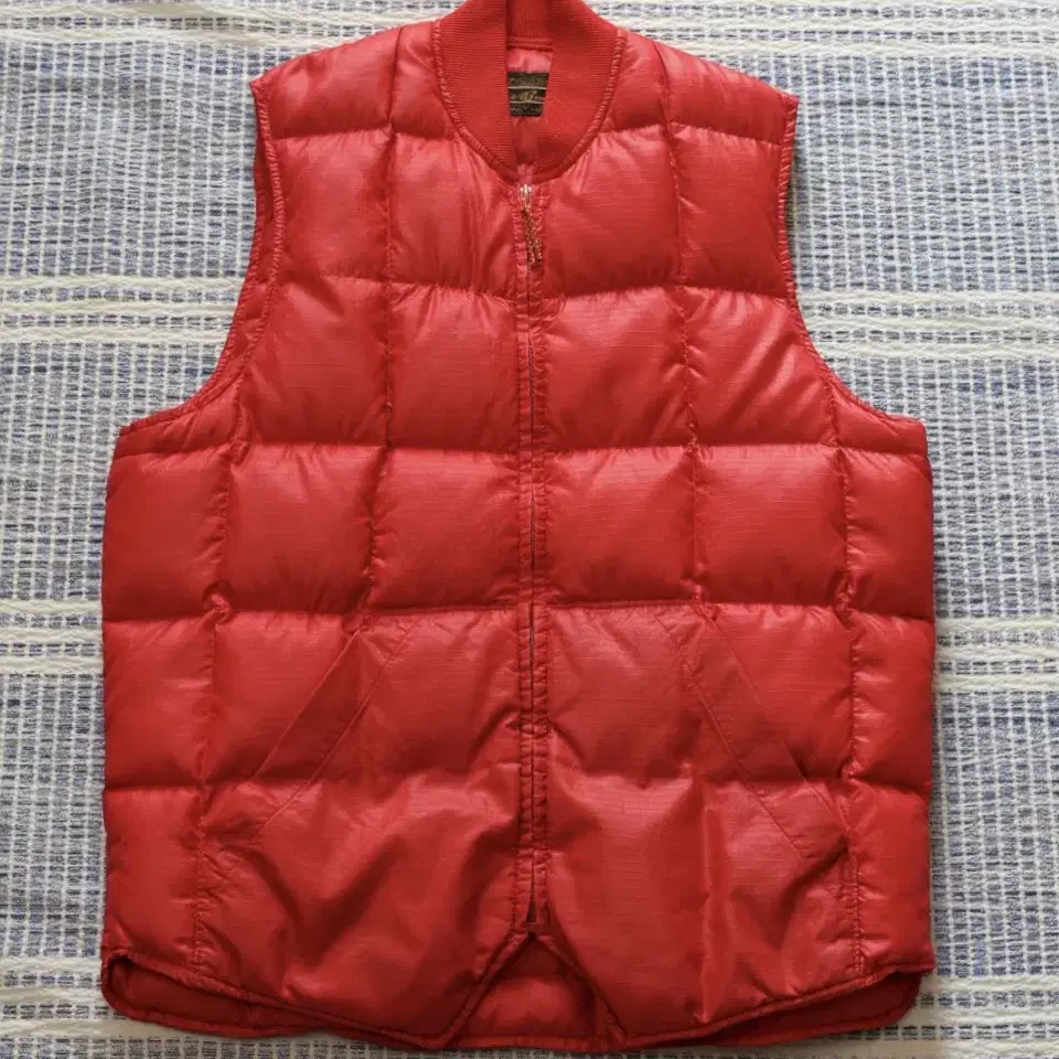 Eddie bauer 80s down vest 에디바우어 베스트