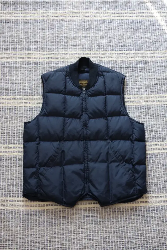 eddie bauer 80s down vest 에디바우어 베스트