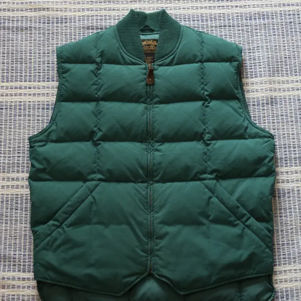 Eddie bauer 90s down vest 에디바우어 베스트