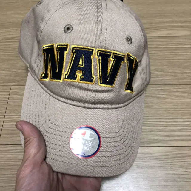 ONE SIZE) 새상품 챔피언 NAVY 자수 로고 볼캡 베이지 챔피온