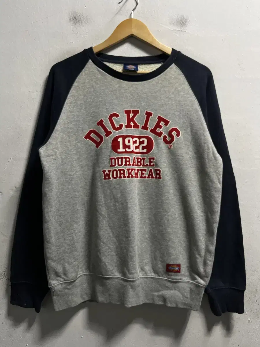 95-100 Dickies Big Logo Loose Fit Brushed Sweatshirt Genuine