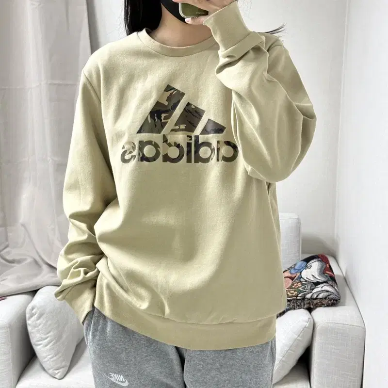 [XL] Adidas Camo LOGO Brown Tops (New)