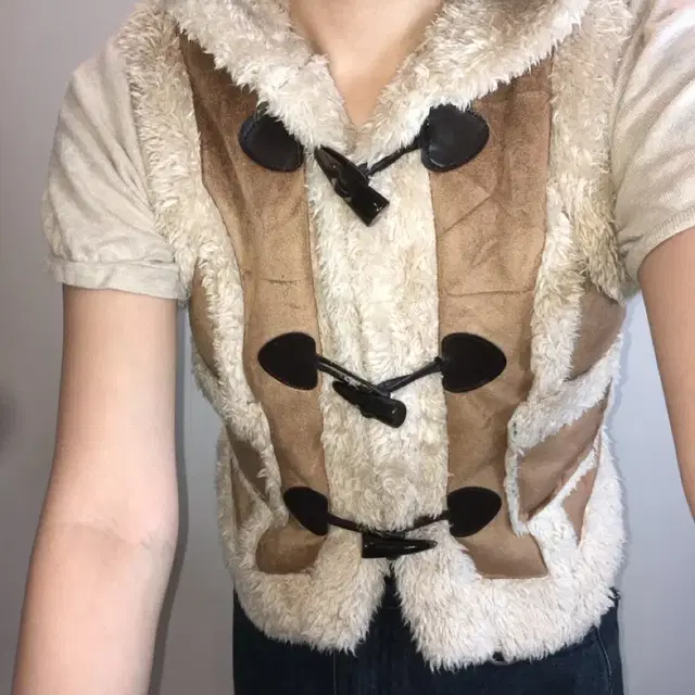 camel toggle hood vest