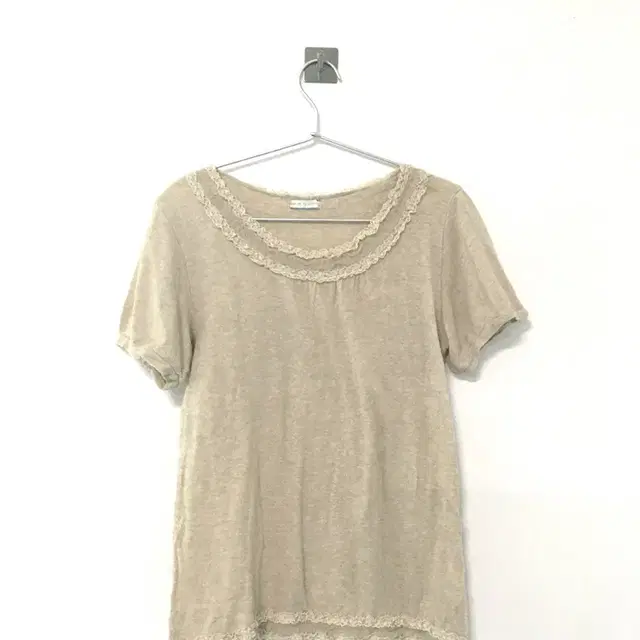 vintage beige frill t shirt