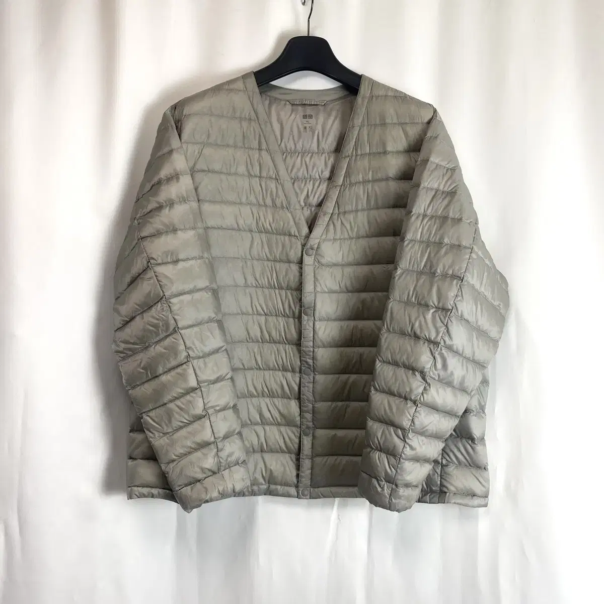 Uniqlo Lightweight Padded Jumper V-neck Cardigan Down Jumper Jacket