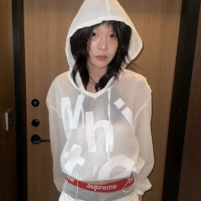 더뮤지엄비지터나일론후드 NYLON SUMMER HOODIE