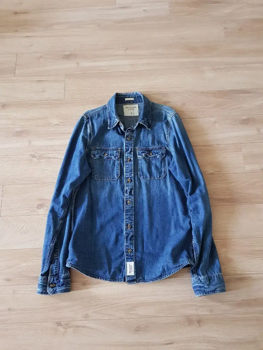 Abercrombie Workwear jin blue denim shirt M 95-100