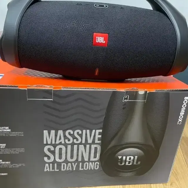 JBL Boombox2