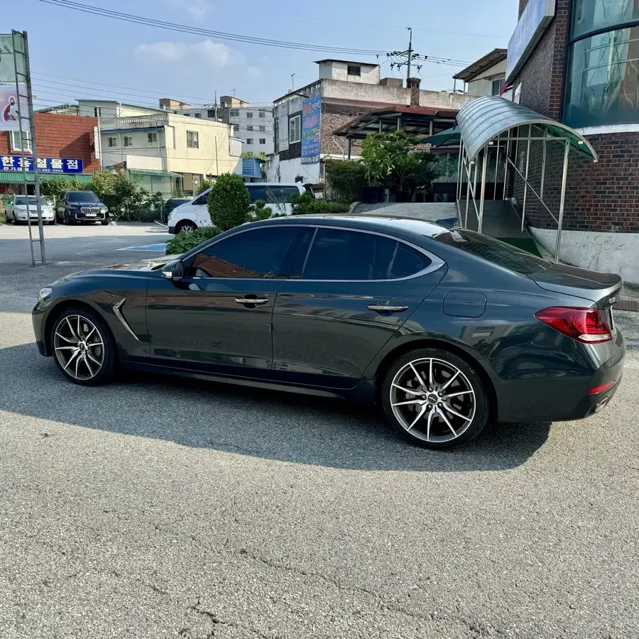 제네시스G70 3.3T 스포츠 AWD 슈프림 팝니다.